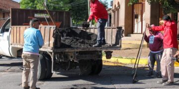 EL OPERATIVO DE BACHEO POR LA CIUDAD NO SE DETIENE