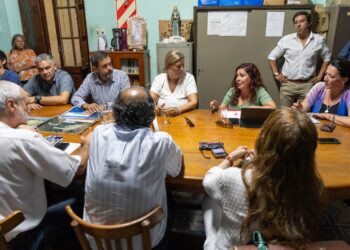 Autoridades provinciales se reunieron con el Obispo Dante Braida para informarle sobre la situación crítica del agua en toda la provincia