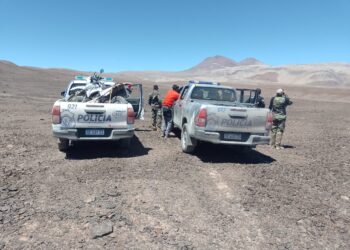 Rápido accionar de la policía para rescatar a 4 personas extraviadas en Corona del Inca
