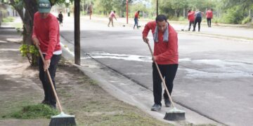 BACHEO Y LIMPIEZA EN ZONA OESTE