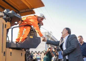 El Gobierno de La Rioja avanza con las obras de asfaltado que mejorarán considerablemente los accesos al Hospital de la Madre y el Niño