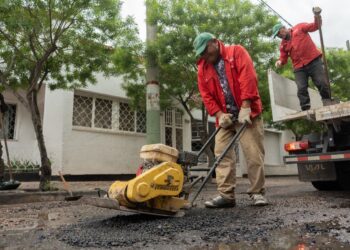 Continúa el bacheo en el macro y microcentro