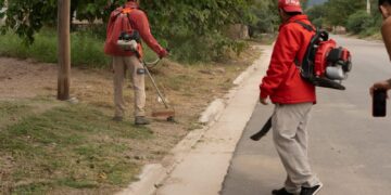 OPERATIVO DE LIMPIEZA EN BARRIO PARQUES AMERICANOS