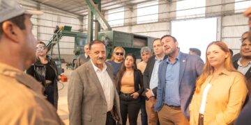 Quintela visitó la yerbatera “Más Sabor” y respaldó el desarrollo de emprendimientos locales