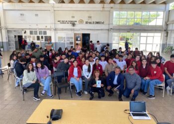 Mas de 6.500 estudiantes prometerán por primera vez Lealtad a la Constitución de la Provincia