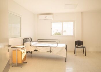 Quintela inauguró el renovado hospital de Catuna