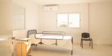 Quintela inauguró el renovado hospital de Catuna