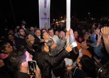 La avenida Homero Coronel Montes ya cuenta con nuevas luminarias en toda su extensión