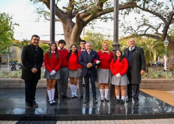 Educación y la Municipalidad de Capital firmaron convenios para capacitar a trabajadores y estudiantes