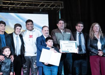 Quintela acompañó en el inicio de las celebraciones por el 434° aniversario del departamento Sanagasta