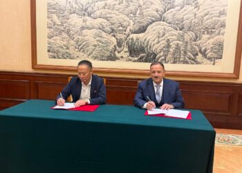 El Gobierno firmó acuerdo estratégico con empresa china para impulsar el desarrollo minero sustentable