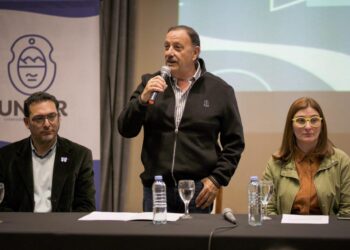 Quintela participó del cierre del ENAC y volvió a defender la obra pública