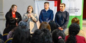 La Rioja digitaliza la formación docente con un nuevo sistema de gestión y certificación