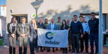 Quintela inauguró nuevas oficinas de EDELaR en Olta para mejorar la atención y las condiciones laborales