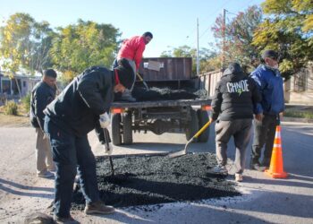 El Municipio Capital pone en valor plazas y establecimientos educativos en zona norte