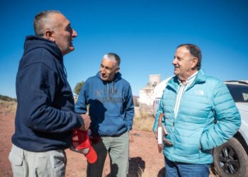 Quintela recorrió el nuevo circuito de la «Cuesta Desabrida», que impulsará al turismo y al desarrollo regional