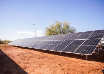 La Rioja avanza en su política energética con la construcción de un nuevo parque solar en Ulapes