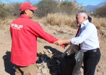 EL MUNICIPIO PROPONE REFORZAR EL COMPROMISO SOCIAL PARA TRATAR LA BASURA