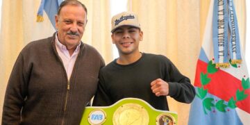 Quintela recibió al campeón sudamericano Joel “Chiquitín” Contreras y destacó su proyección mundial