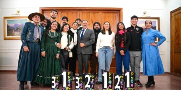 Quintela recibió a los bailarines riojanos que se impusieron en el certamen nacional “Pequeños Grandes Artistas”