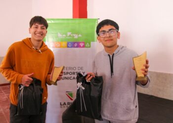 Estudiantes de La Rioja vibró con el Torneo E-CLUBES y los jóvenes se lucieron en competencias digitales