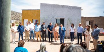 La Provincia le cumplió el sueño de un hogar digno a 19 familias de Salinas de Bustos