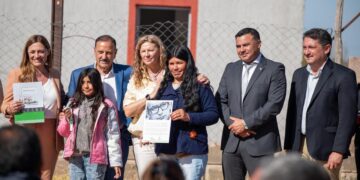 A través del Plan Angelelli, la Provincia entregó viviendas recuperadas en Patquía tras la emergencia climática