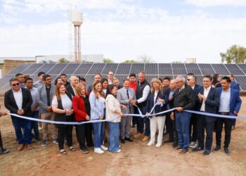 La Provincia dio un paso más en el desarrollo de energía limpia con la inauguración en Chepes de otro Parque Solar Fotovoltaico