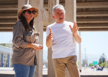 AVANZA RIOJA LINDA: ARMANDO MOLINA RECORRIÓ TRABAJOS DE EMBELLECIMIENTO DE ROTONDA “EL CHACHO”.