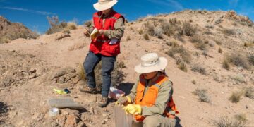 La Provincia apuesta al «Proyecto Benjamín» y abre una nueva etapa de prospección minera en Villa Castelli