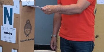 Ricky Herrera votó en Chilecito y convocó a la gente a cumplir con su deber cívico