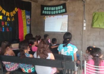 Transporte y Comunicaciones capacitó a infancias y grupos vulnerables en alfabetización digital y uso seguro de internet