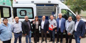 El Gobierno provincial continúa reforzando el sistema sanitario con la entrega de una ambulancia al Hospital de Nonogasta