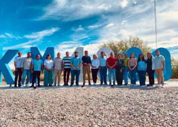 UN NUEVO PUNTO OBLIGADO EN LA RUTA 40: LA RIOJA INAUGURA EL HITO KM 4.000 EN SAN BLAS DE LOS SAUCES