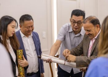 Empresa china se instala en la ciudad de La Rioja con miras a inversiones, comercialización y cooperación