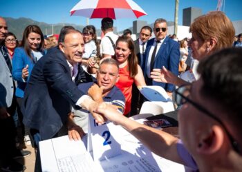 206 familias de Capital cumplieron el sueño y podrán celebrar la Navidad en su propia casa