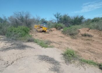 Vialidad provincial realiza trabajos en ríos de San Blas de los Sauces y Famatina