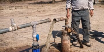 El Gobierno provincial garantizó el acceso al agua en el límite entre San Martín y Rosario Vera Peñaloza