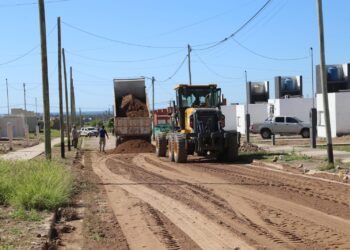 La Provincia refuerza la infraestructura urbana con trabajos de mejora vial en el barrio Las Talas