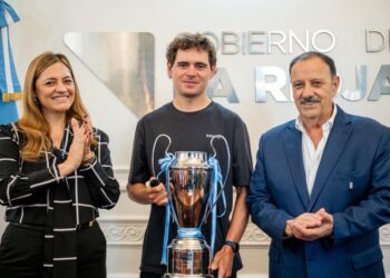 Quintela recibió al campeón de Río Pinto Agustín Durán y destacó la proyección internacional del deporte riojano