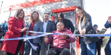El Plan Angelelli entregó una vivienda adaptada a una familia afectada por el temporal en Chamical