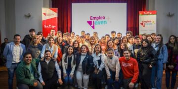 La Provincia impulsa el empleo, la articulación público-privada y otorga la oportunidad a más de mil jóvenes de acceder a su primera experiencia laboral en 2026