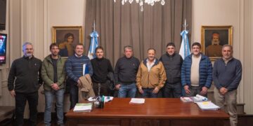 QUINTELA RECIBIÓ A LA CÁMARA DE LA CONSTRUCCIÓN PARA ANALIZAR ALTERNATIVAS DE REACTIVACIÓN DEL SECTOR