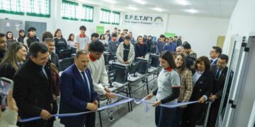 QUINTELA INAUGURÓ UN NUEVO LABORATORIO INFORMÁTICO EN CHILECITO