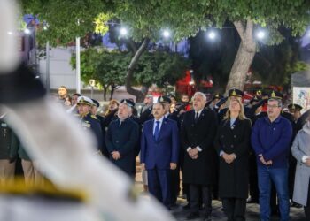 QUINTELA: “LA INDEPENDENCIA ES DEFENDER NUESTRA SOBERANÍA Y NUESTROS RECURSOS”