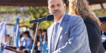 QUINTELA ANUNCIÓ 32 NUEVAS VIVIENDAS Y OBRAS DE PAVIMENTACIÓN PARA MILAGRO Y CATUNA