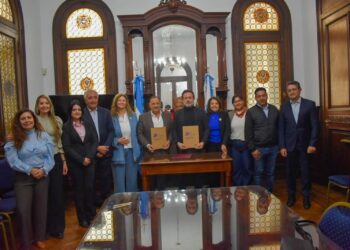 QUINTELA SUMÓ A LA RIOJA A “25 FIRMAS”, LA INICIATIVA NACIONAL PARA PREVENIR ADICCIONES