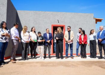 QUINTELA ENTREGÓ UNA NUEVA VIVIENDA DEL PLAN ANGELELLI Y YA SON 1.029 LOS HOGARES CONSTRUIDOS EN LA PROVINCIA