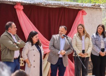 QUINTELA: «HASTA EN EL LUGAR MÁS PEQUEÑO DONDE HAYA UNA FAMILIA, MERECEN VIVIR EN CONDICIONES DIGNAS»