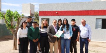 LA PROVINCIA ENTREGÓ NUEVAS VIVIENDAS EN EL BARRIO SUSANA QUINTELA